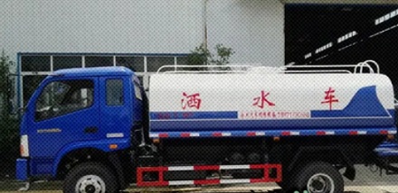 为什么洒水车一直播放《兰花草》这首歌?不能换周杰伦的歌吗?