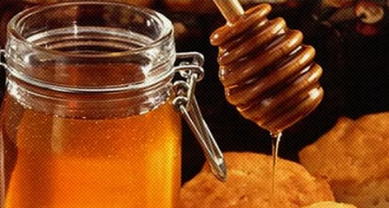 明明都是蜜蜂产的，为什么说蜂王浆是荤的，而蜂蜜是素的？