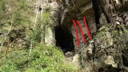 为什么张家界的山都是一根根的？